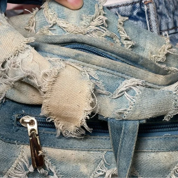 Distressed Patchwork Denim Crossbody Bag - Picture 7 of 8